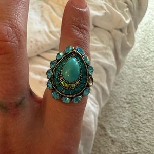 Heidi Daus blue stone ring size 5/6